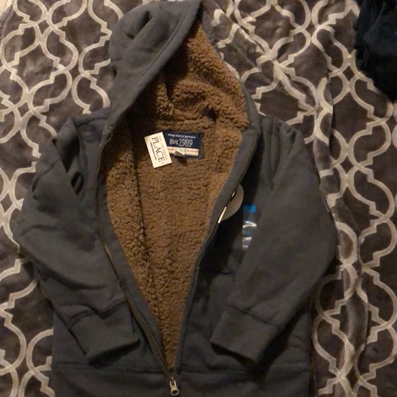 Sweater - Picture 4 of 4